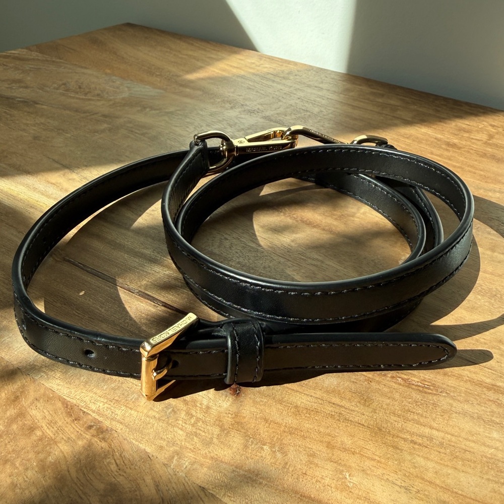 MICHAEL KORS Black Leather Crossbody Strap with Gold Hardware